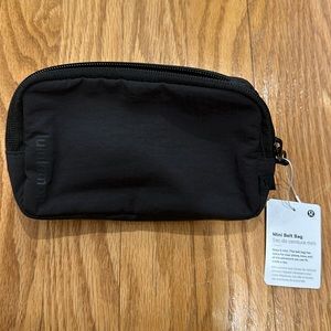 NWT Lululemon Mini Belt Bag